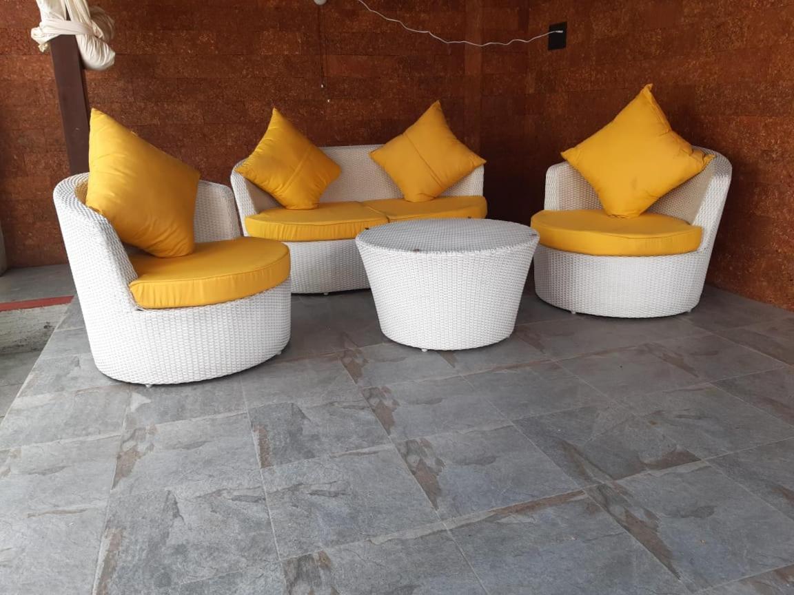 D Wayfarer Inn Resort Erode Esterno foto