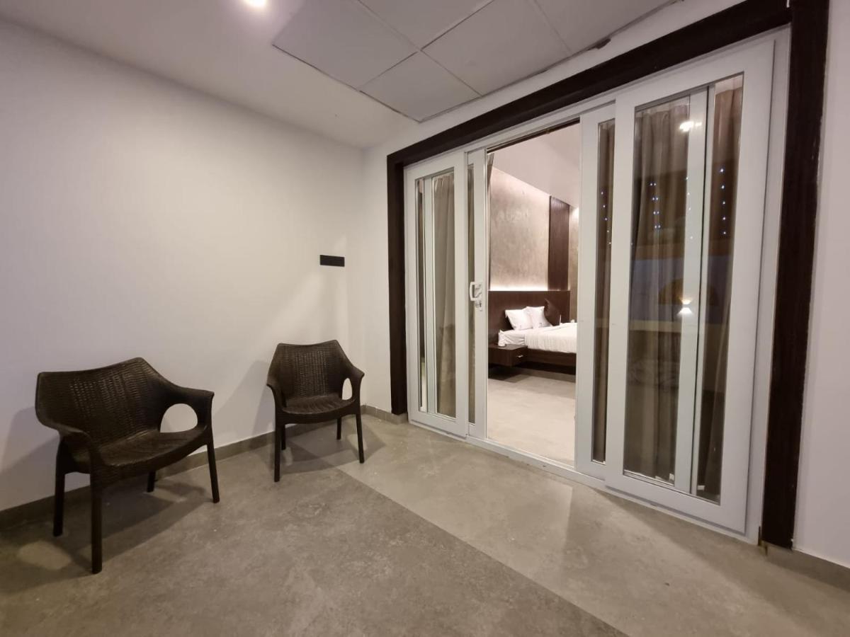 D Wayfarer Inn Resort Erode Esterno foto