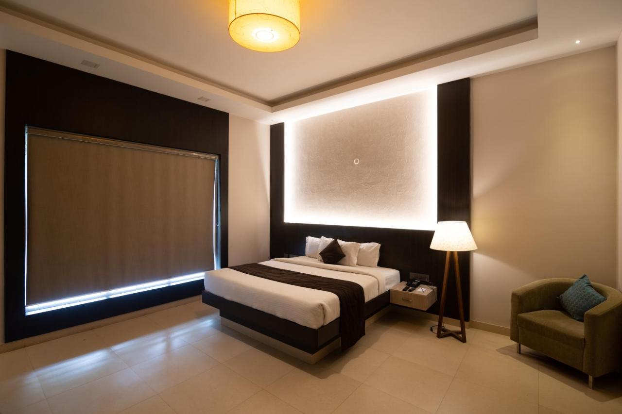 D Wayfarer Inn Resort Erode Esterno foto
