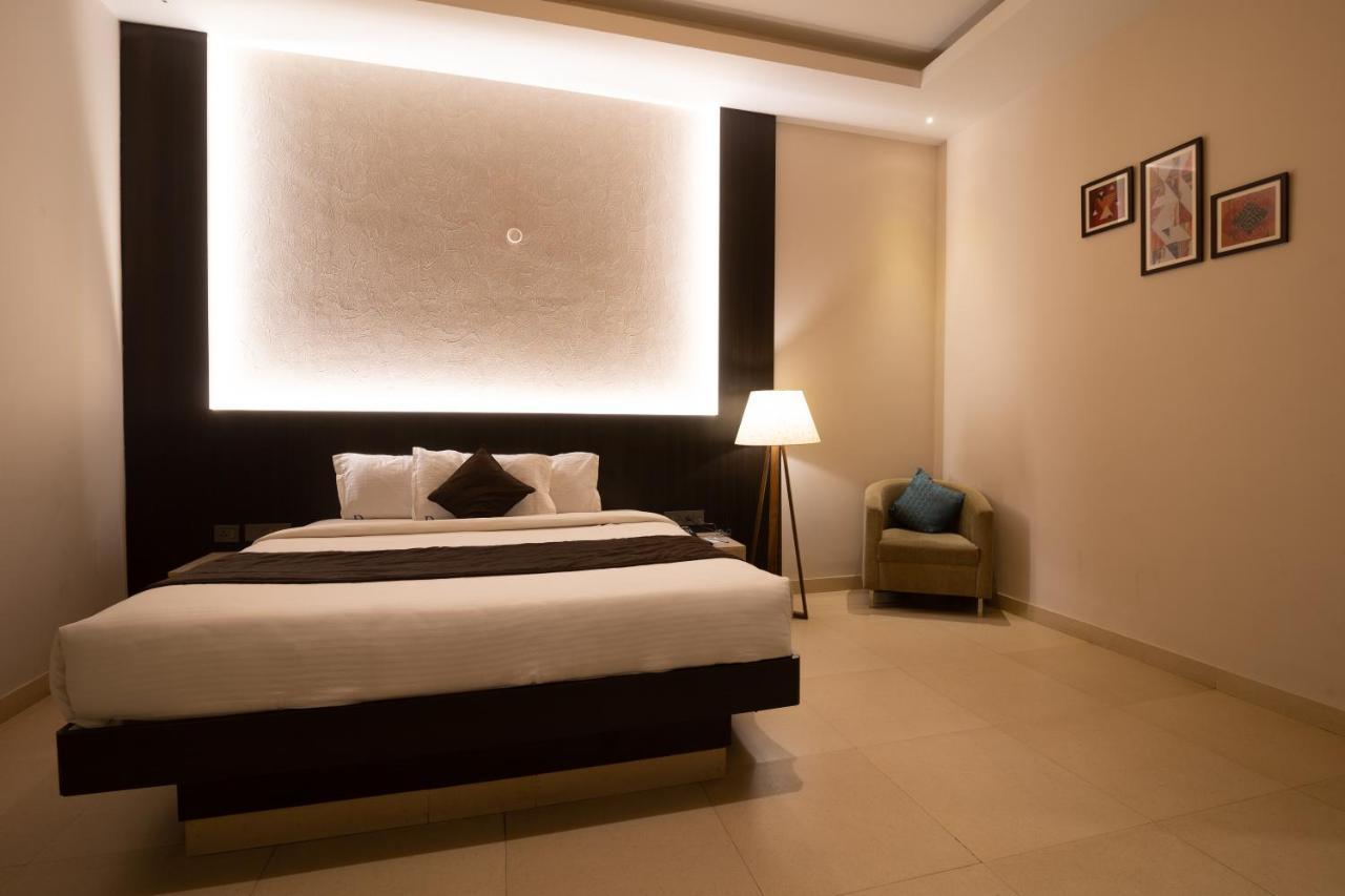 D Wayfarer Inn Resort Erode Esterno foto